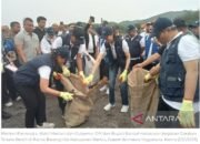 Menteri Pariwisata luncurkan Gerakan Wisata Bersih di Pantai Parangtritis