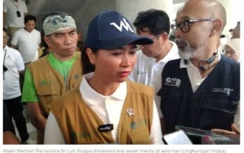 Wamenpar minta jaga alam Raja Ampat agar tidak rusak